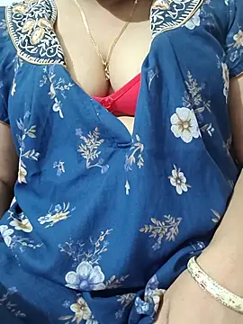 Snapshot of samitasharma chatting on 23, 4, 2026 samitasharma online show from 23, 4, 2026