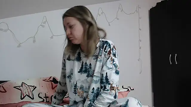 SweetMaddy888 online show from 3, 1, 2025