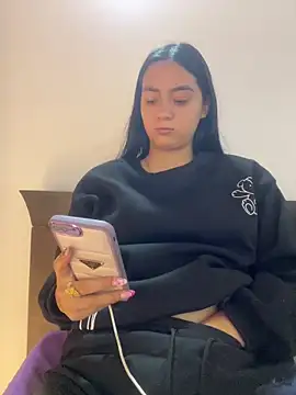 Snapshot of karla_nill chatting on 6, 2, 2025 karla nill online show from 6, 2, 2025