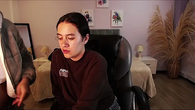 Icysweetcam online show from 29, 11, 2025