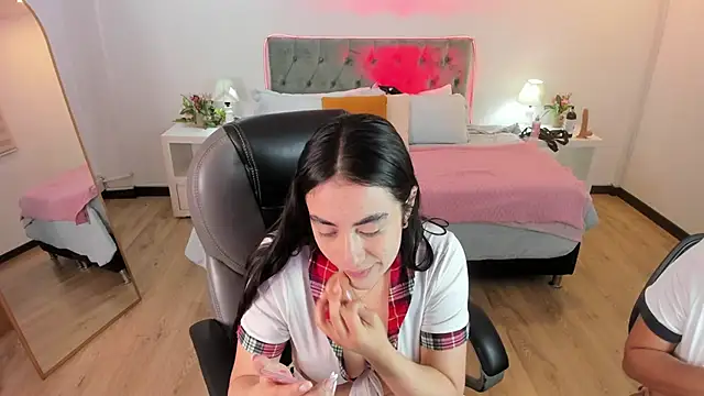 Icysweetcam online show from 24, 5, 2026