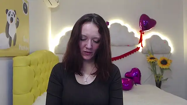 Snapshot of BarbaraStily chatting on 15, 2, 2025 BarbaraStily online show from 15, 2, 2025