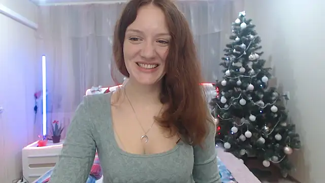 Snapshot of BarbaraStily chatting on 5, 12, 2025 BarbaraStily online show from 5, 12, 2025