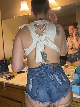 Snapshot of JusticeXXX68 chatting on 15, 12, 2024 JusticeXXX68 online show from 15, 12, 2024