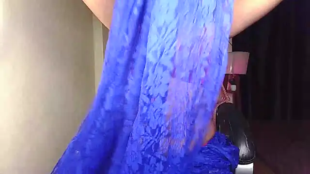 Snapshot of Black-Pearll chatting on 14, 11, 2025 Black-Pearll online show from 14, 11, 2025