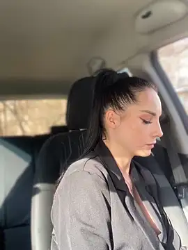 Snapshot of Roxana-Sexy chatting on 20, 2, 2025 Roxana-Sexy online show from 20, 2, 2025