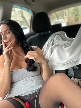 Snapshot of Roxana-Sexy chatting on 18, 9, 2025 Roxana-Sexy online show from 18, 9, 2025