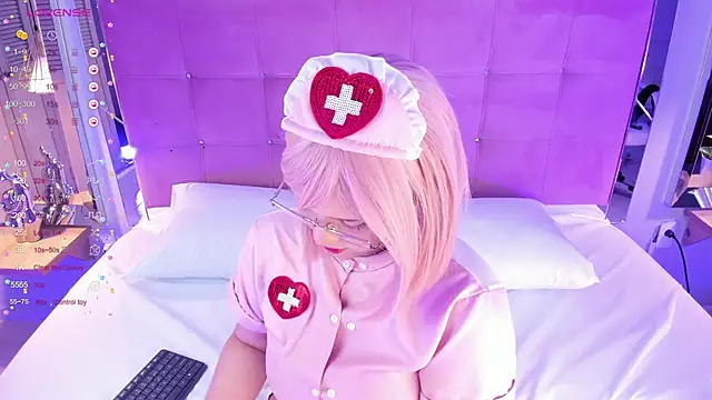 NanaOsaky online show from 12, 11, 2025