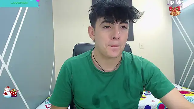 Snapshot of nolan_twink1 chatting on 11, 12, 2024 nolan twink1 online show from 11, 12, 2024