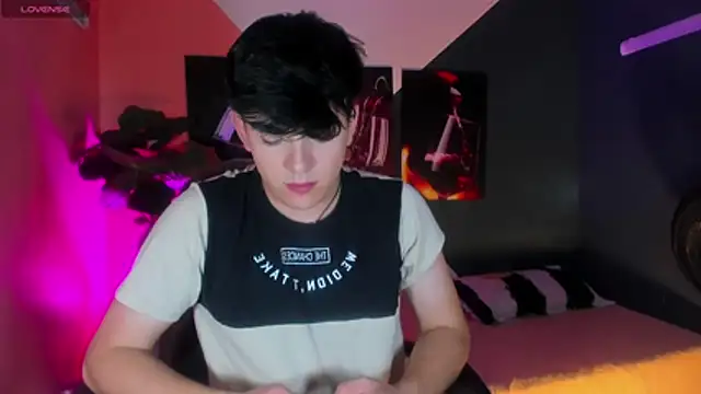 Snapshot of nolan_twink1 chatting on 13, 12, 2024 nolan twink1 online show from 13, 12, 2024