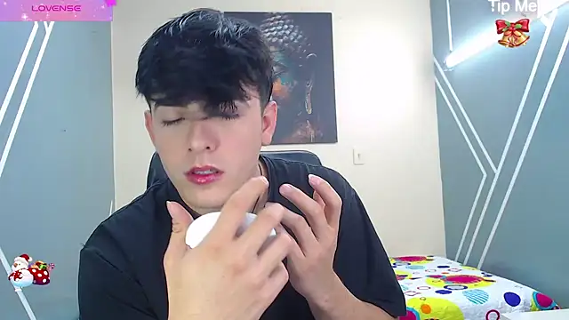 Snapshot of nolan_twink1 chatting on 13, 12, 2024 nolan twink1 online show from 13, 12, 2024