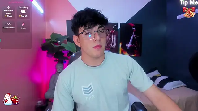 Snapshot of nolan_twink1 chatting on 14, 12, 2024 nolan twink1 online show from 14, 12, 2024