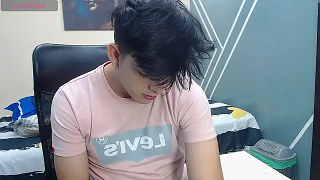 Snapshot of nolan_twink1 chatting on 2, 2, 2025 nolan twink1 online show from 2, 2, 2025