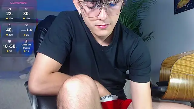 Snapshot of nolan_twink1 chatting on 21, 9, 2025 nolan twink1 online show from 21, 9, 2025