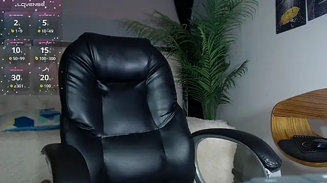 Snapshot of nolan_twink1 chatting on 24, 9, 2025 nolan twink1 online show from 24, 9, 2025