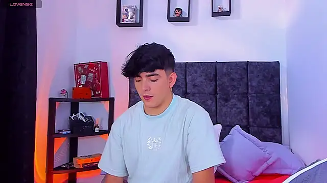 Snapshot of nolan_twink1 chatting on 9, 10, 2025 nolan twink1 online show from 9, 10, 2025