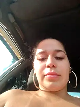 LaurenWelly  online show from 18, 10, 2025