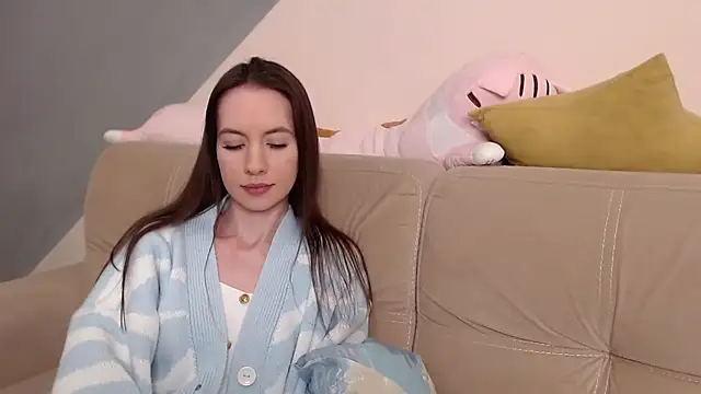 AmbrielHailey online show from 2, 2, 2025