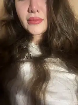 Elinatiranda online show from 12, 3, 2026