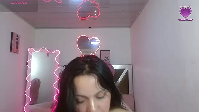 Snapshot of Anastaciia_tay chatting on 7, 2, 2025 Anastaciia tay online show from 7, 2, 2025