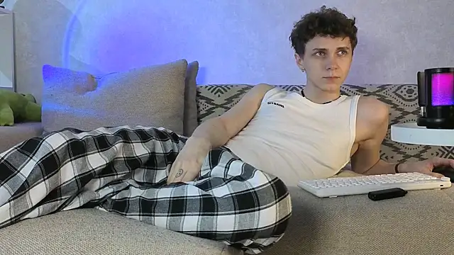 Snapshot of aqualidolly chatting on 28, 12, 2024 aqualidolly online show from 28, 12, 2024