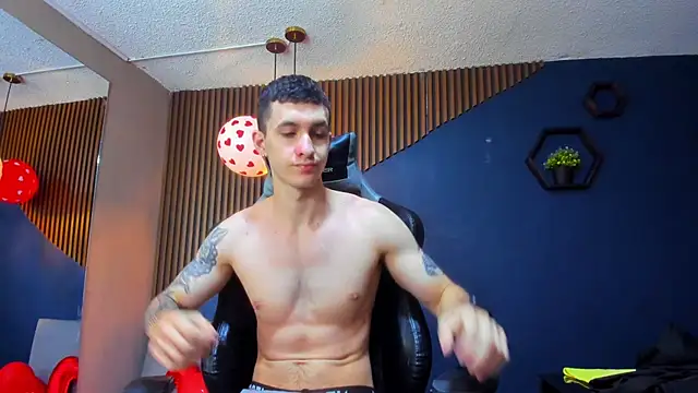 JacksonOlsenn online show from 15, 2, 2025