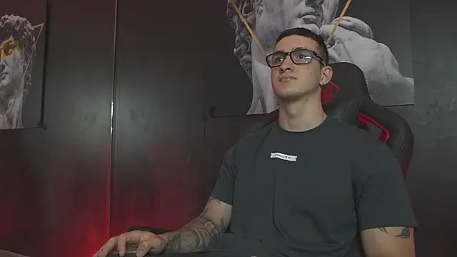 JacksonOlsenn online show from 10, 11, 2025