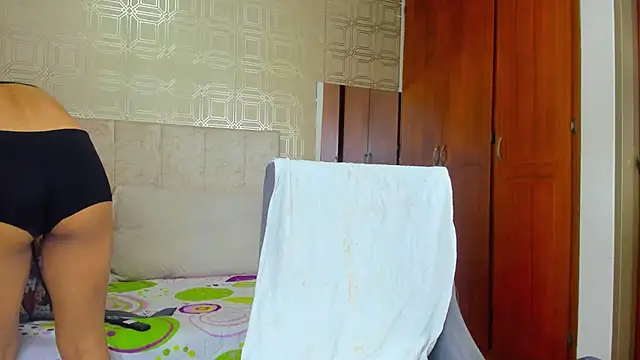 evelyn wine online show from 29, 12, 2024