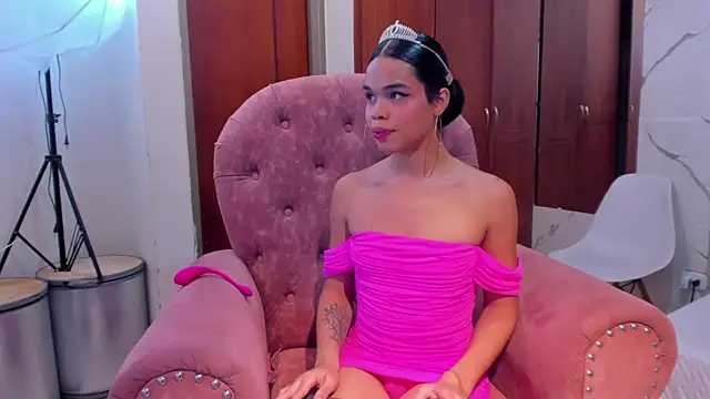 Snapshot of evelyn_wine chatting on 10, 11, 2025 evelyn wine online show from 10, 11, 2025