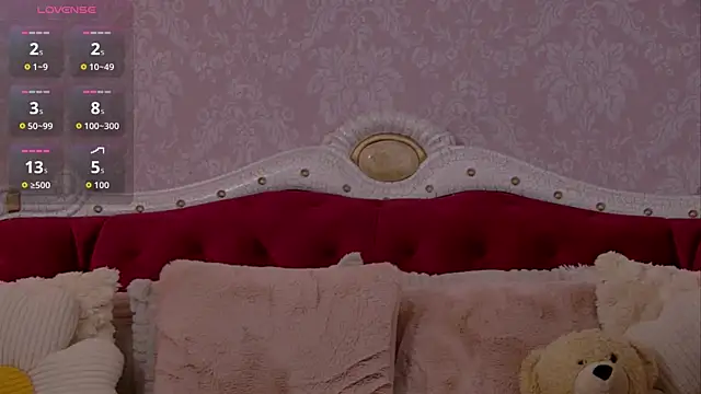 Snapshot of AngeliqueSkye chatting on 20, 9, 2025 AngeliqueSkye online show from 20, 9, 2025