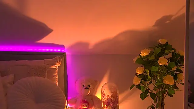 Snapshot of AngeliqueSkye chatting on 29, 10, 2025 AngeliqueSkye online show from 29, 10, 2025