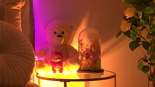 Snapshot of AngeliqueSkye chatting on 1, 11, 2025 AngeliqueSkye online show from 1, 11, 2025