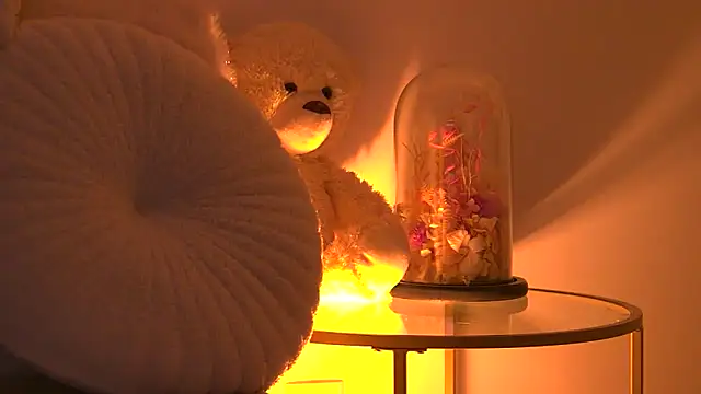 Snapshot of AngeliqueSkye chatting on 15, 11, 2025 AngeliqueSkye online show from 15, 11, 2025