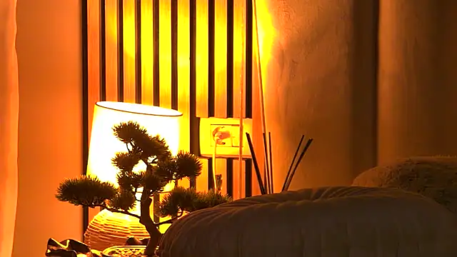 Snapshot of AngeliqueSkye chatting on 28, 11, 2025 AngeliqueSkye online show from 28, 11, 2025