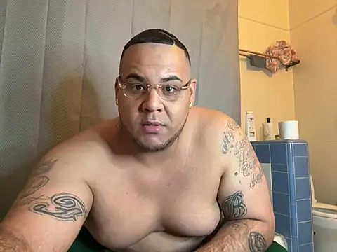 Snapshot of fatboyjayohh126 chatting on 22, 1, 2025 fatboyjayohh126 online show from 22, 1, 2025