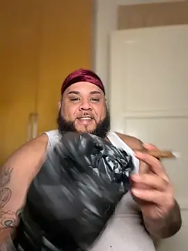 Snapshot of fatboyjayohh126 chatting on 21, 11, 2025 fatboyjayohh126 online show from 21, 11, 2025