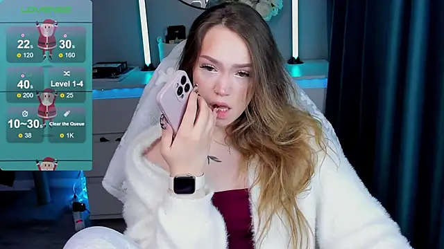 Snapshot of Evia_r0se chatting on 14, 12, 2025 Evia r0se online show from 14, 12, 2025