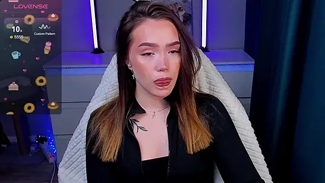 Evia r0se online show from 4, 4, 2026