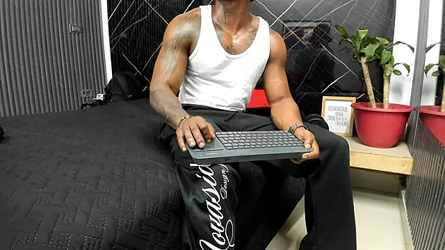 Snapshot of ronnie_7777 chatting on 1, 3, 2025 ronnie 7777 online show from 1, 3, 2025