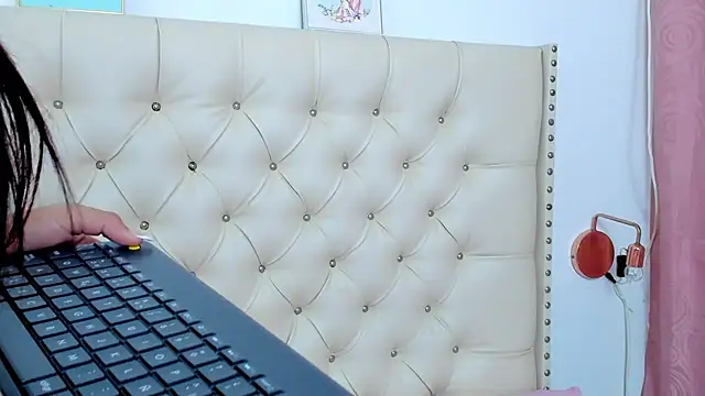 Kim Eli online show from 29, 12, 2024