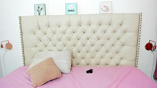 Kim Eli online show from 12, 2, 2025