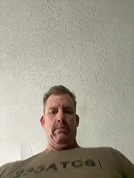 Snapshot of Firedad72FD chatting on 23, 12, 2024 Firedad72FD online show from 23, 12, 2024