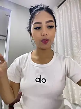 Snapshot of SOPHIACANDY19_ chatting on 31, 12, 2024 SOPHIACANDY19 online show from 31, 12, 2024