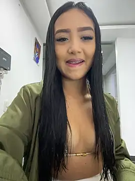 Snapshot of SOPHIACANDY19_ chatting on 4, 1, 2025 SOPHIACANDY19 online show from 4, 1, 2025