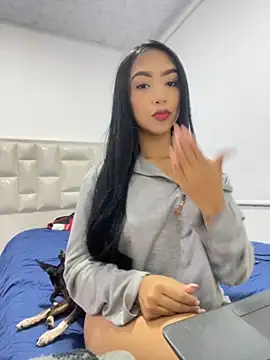 Snapshot of SOPHIACANDY19_ chatting on 10, 10, 2025 SOPHIACANDY19 online show from 10, 10, 2025