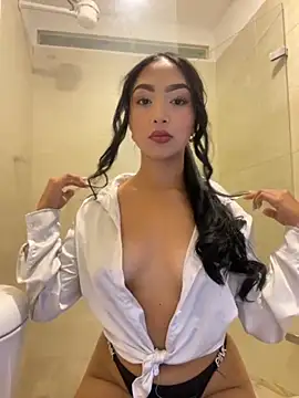 Snapshot of SOPHIACANDY19_ chatting on 16, 10, 2025 SOPHIACANDY19 online show from 16, 10, 2025