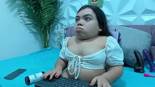 Snapshot of Michelle_Brooks chatting on 31, 12, 2024 Michelle Brooks online show from 31, 12, 2024