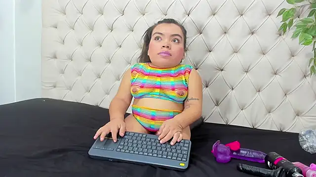 Snapshot of Michelle_Brooks chatting on 3, 2, 2025 Michelle Brooks online show from 3, 2, 2025