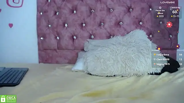 Candy sr online show from 2, 2, 2025