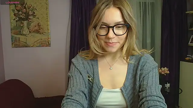 Snapshot of TaylorBre chatting on 11, 12, 2024 TaylorBre online show from 11, 12, 2024